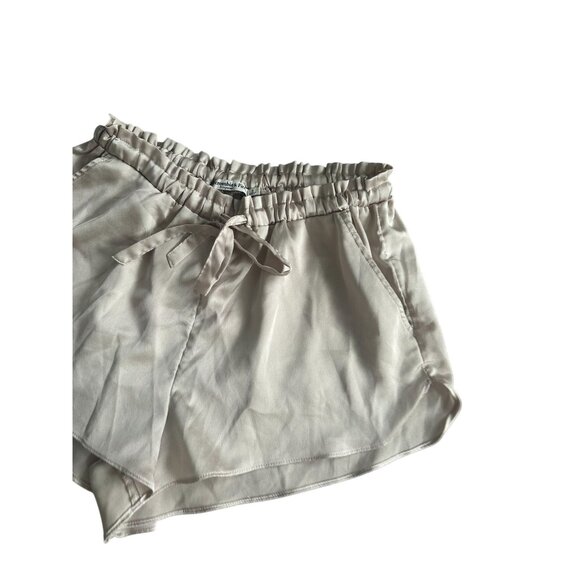 ABERCROMBIE & FITCH Beige Satin Sleepwear Shorts Size Small - Picture 5 of 6